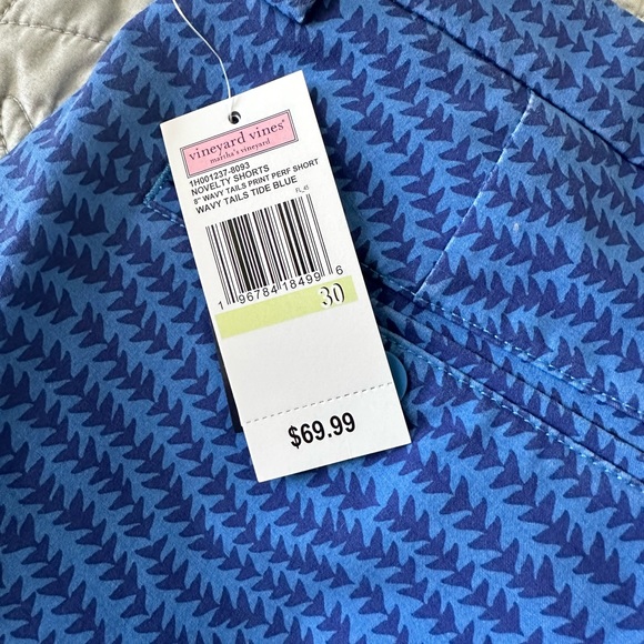 Vineyard Vines Shorts - Picture 6 of 6